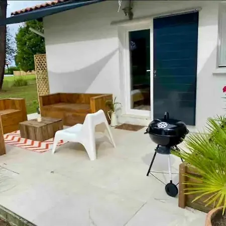 Domaine De La Lande En Pays Basque *