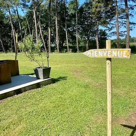 Domaine De La Lande En Pays Basque